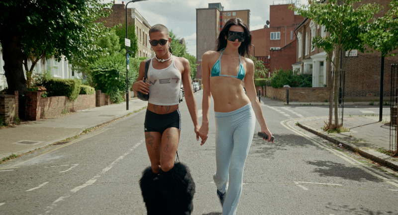 B Good, colour grade by Grade by Humans