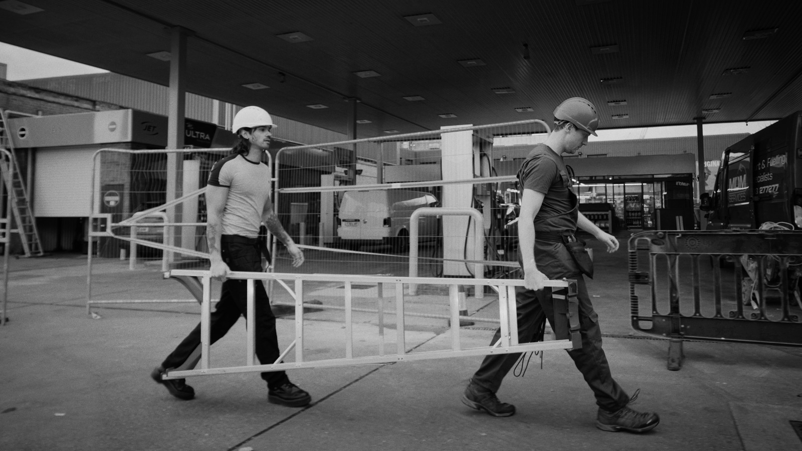 Be Wild, music video directed by Joseph Wilson for The Irrepressibles. Colour grade by Anibal Castaño, Grade by Humans (still 7)