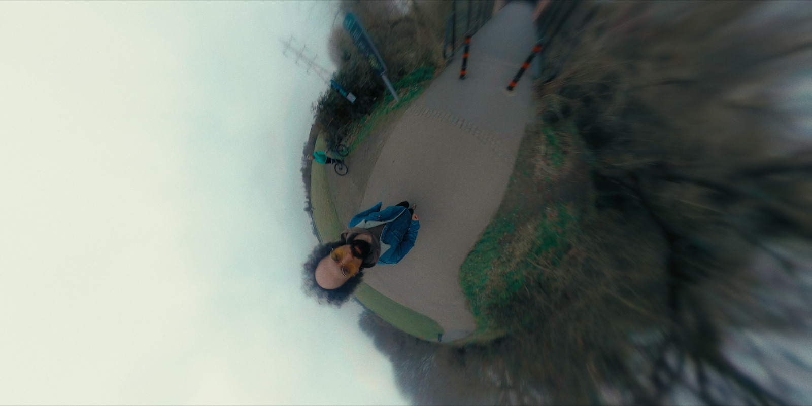 Casual Stream, fashion film directed by Anibal Castaño for @gionatanscali. Colour grade by Anibal Castaño, Grade by Humans (still 11)