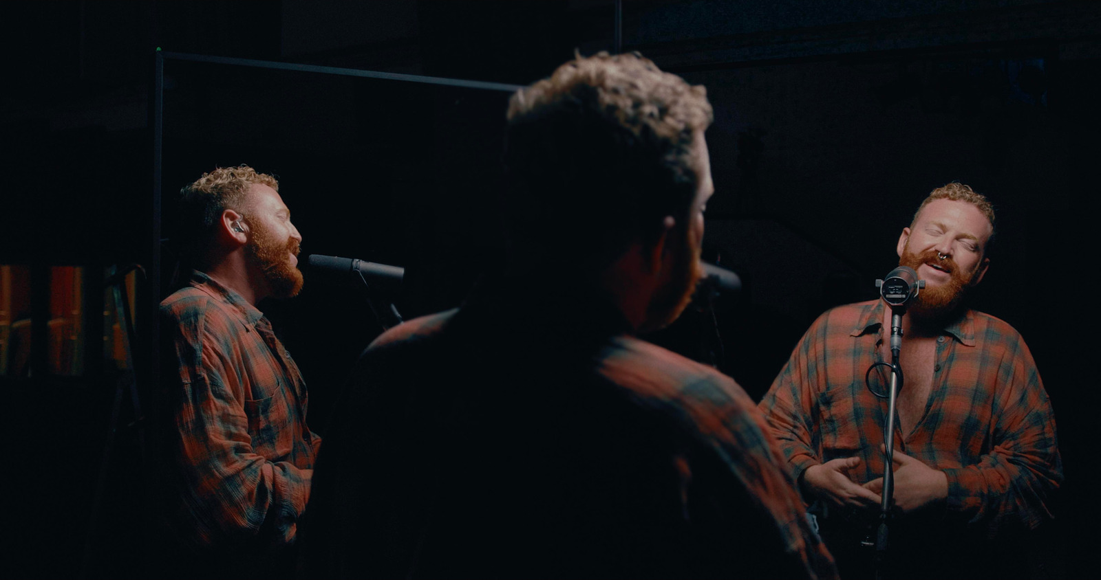 Dysphoria, live performance directed by Joseph Wilson for Tom Rasmussen · Abbey Road × Gay Times. Colour grade by Anibal Castaño, Grade by Humans (still 7)