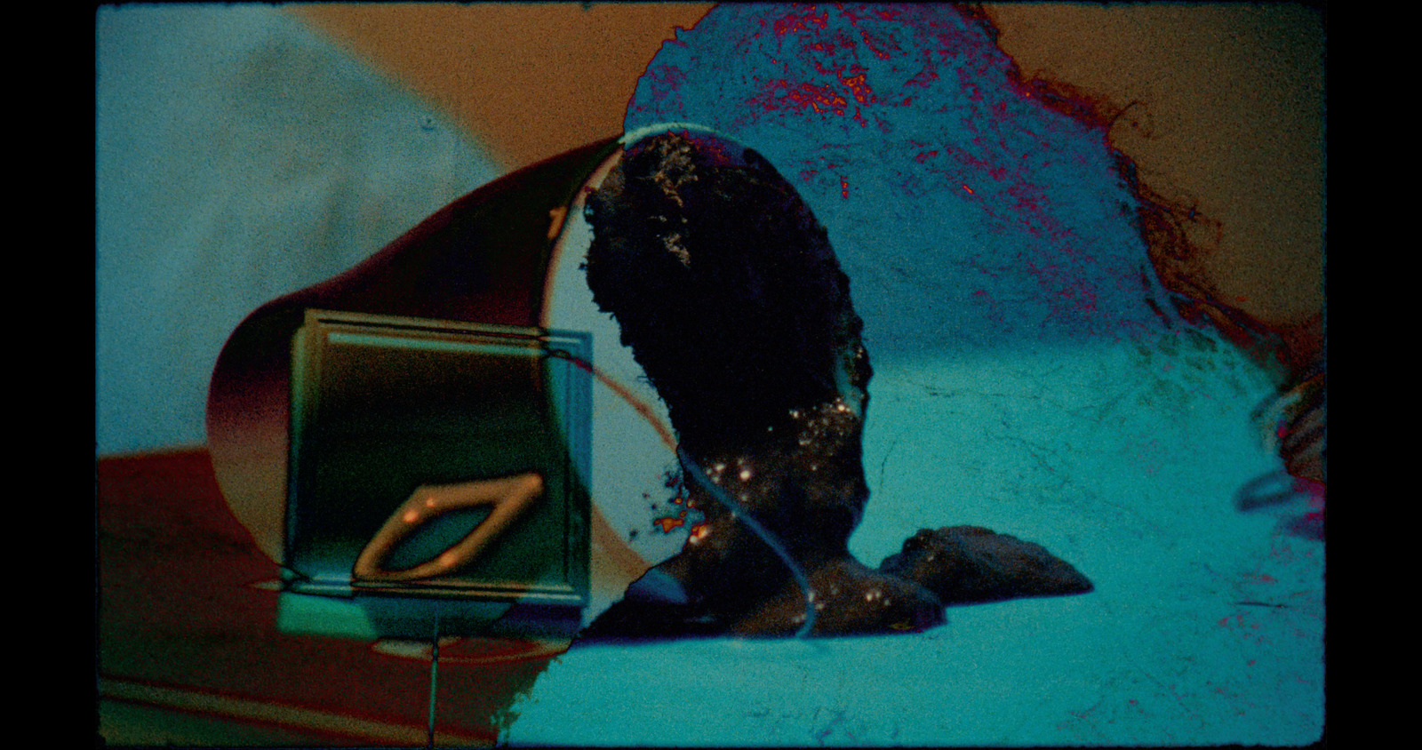 In My Fold, music video for Gypsy Moth Control. Colour grade by Anibal Castaño, Grade by Humans (still 10)