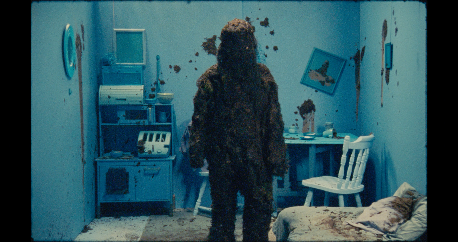 In My Fold, music video for Gypsy Moth Control. Colour grade by Anibal Castaño, Grade by Humans (still 11)