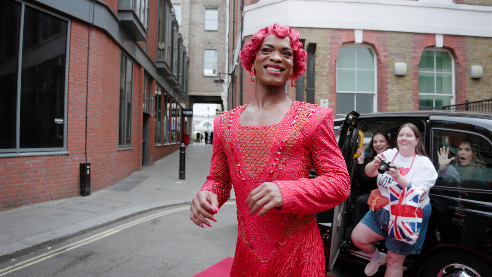 Kinky Boots, theatre trailer for Studio Twenty. Colour grade by Anibal Castaño, Grade by Humans (still 18)