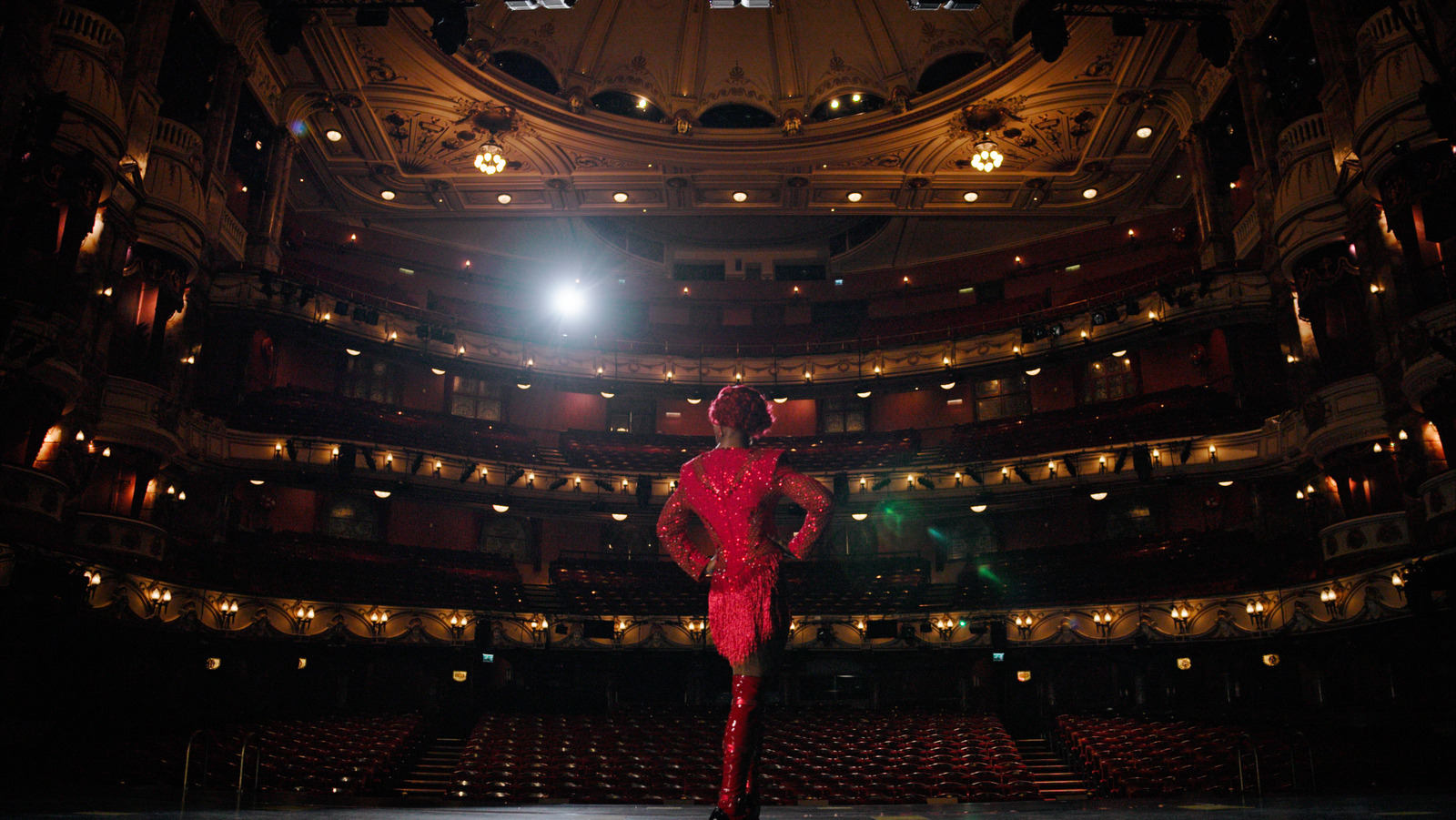 Kinky Boots, theatre trailer for Studio Twenty. Colour grade by Anibal Castaño, Grade by Humans (still 19)