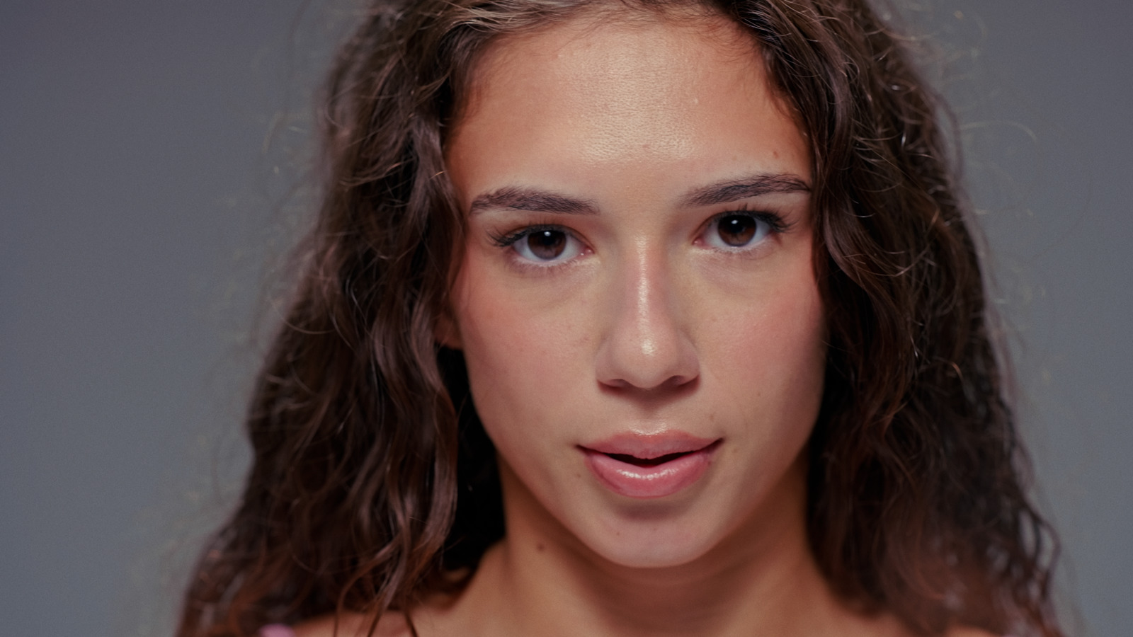 Stories of Strength, commercial for Oner Active. Colour grade by Anibal Castaño, Grade by Humans (still 3)