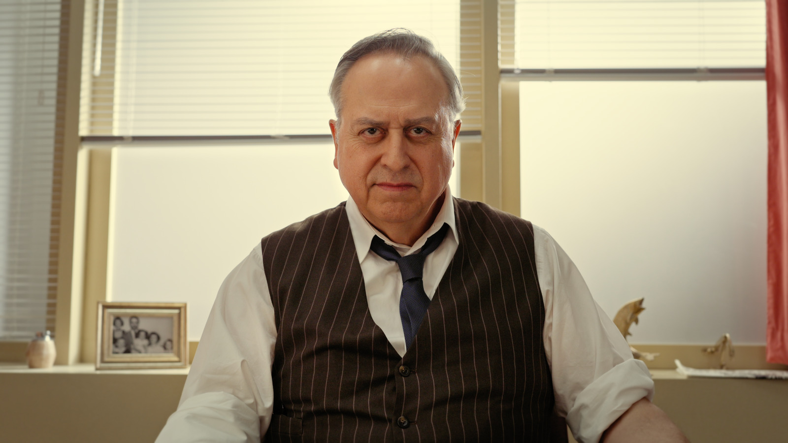 Retrograde, theatre trailer for Studio Twenty. Colour grade by Anibal Castaño, Grade by Humans (still 6)