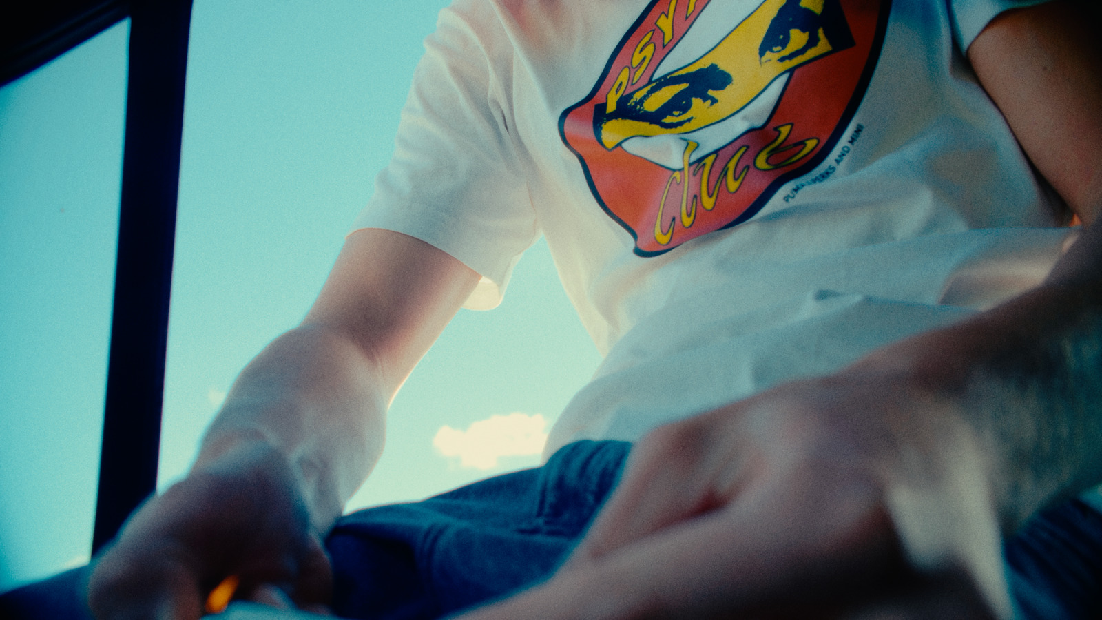Rose, music video directed by voidform for @leereflascheleeresherz. Colour grade by Anibal Castaño, Grade by Humans (still 4)