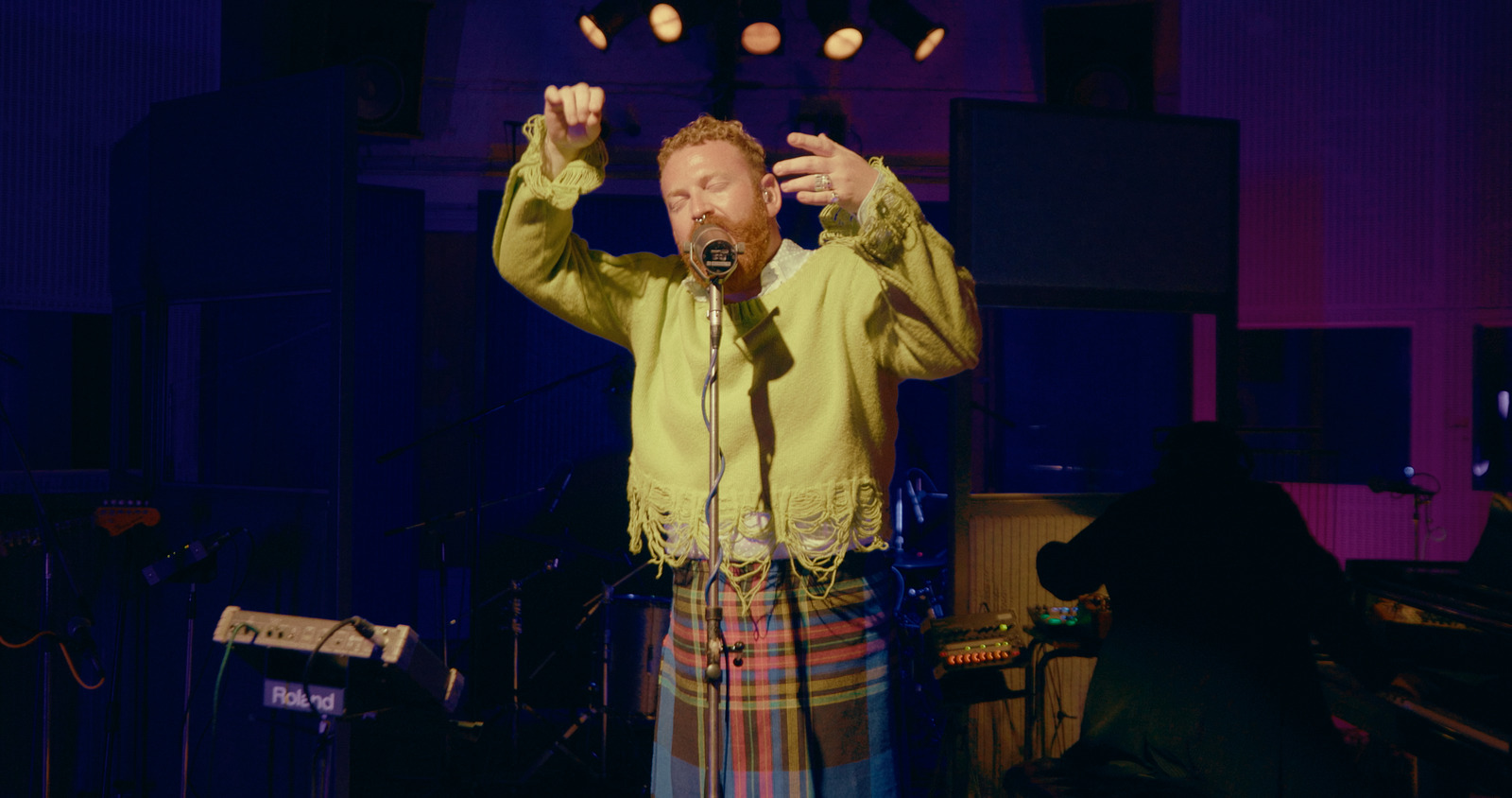 Street Violence × Tom Rasmussen, live performance directed by Joseph Wilson for Abbey Road × Gay Times. Colour grade by Anibal Castaño, Grade by Humans (still 4)