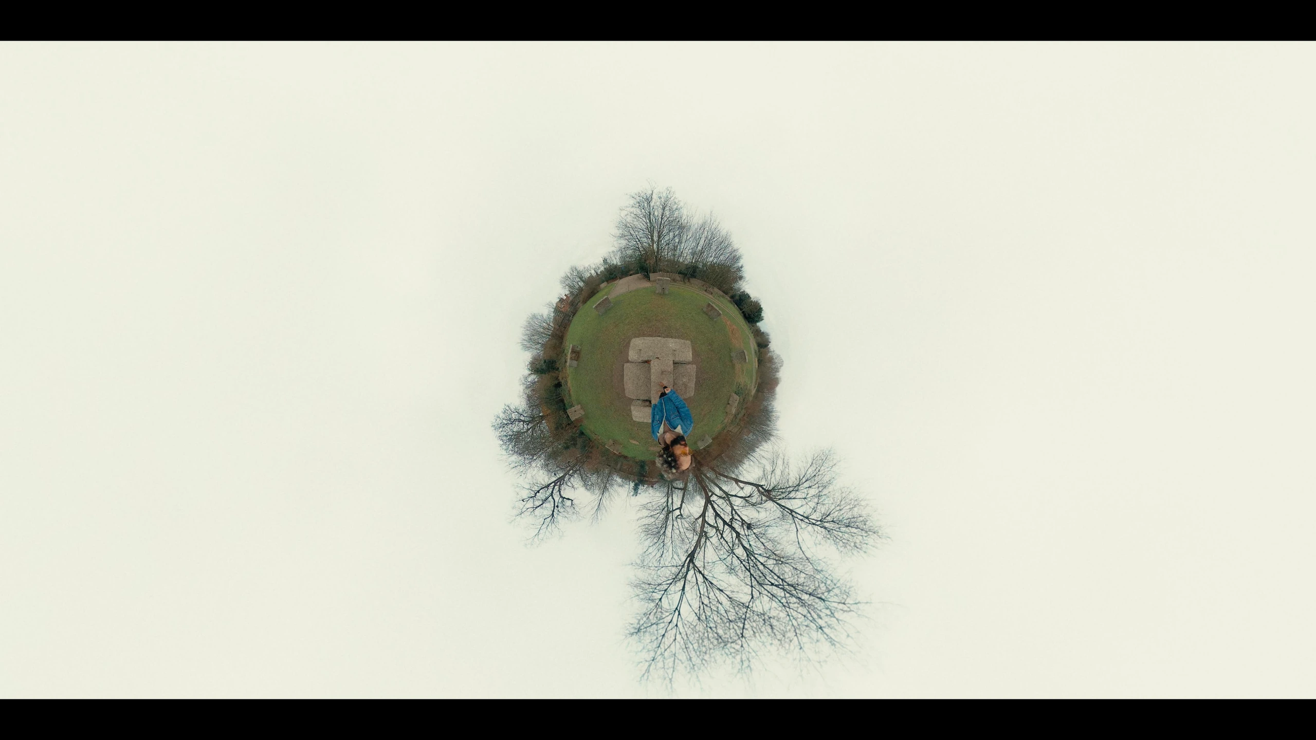 Casual Stream, music video. Cinematography by Anibal Castaño, still 15