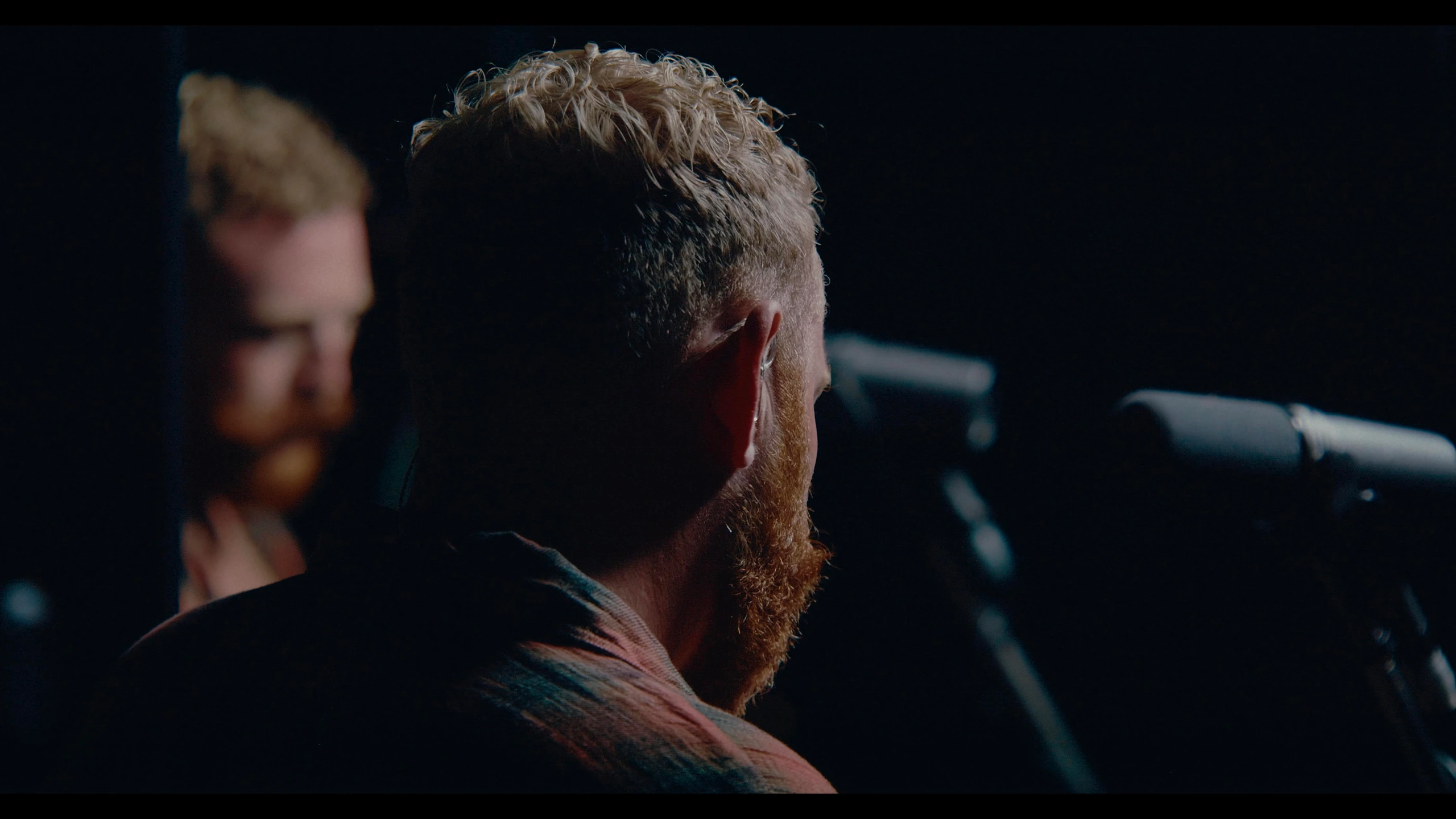 Dysphoria — Tom Rasmussen, live performance directed by Joseph Wilson. Cinematography by Anibal Castaño, still 9