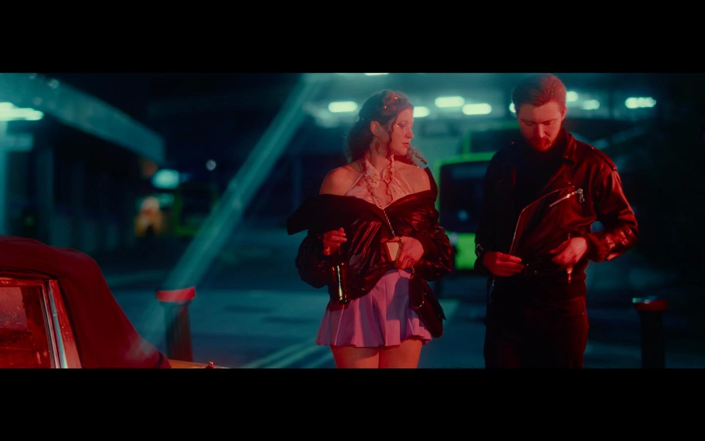 HICCUP, short film directed by Alice Williams. Cinematography by Anibal Castaño, still 14
