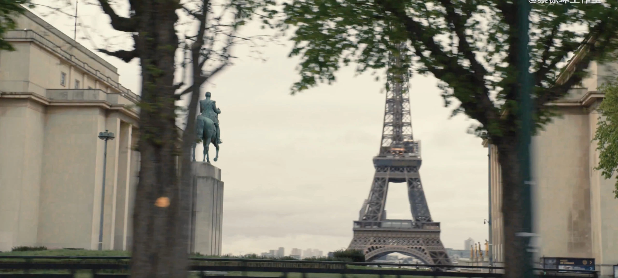 Meet Me In Paris for TAG Heuer and GQ China. Camera Operator / 1st AC: Anibal Castaño, still 11