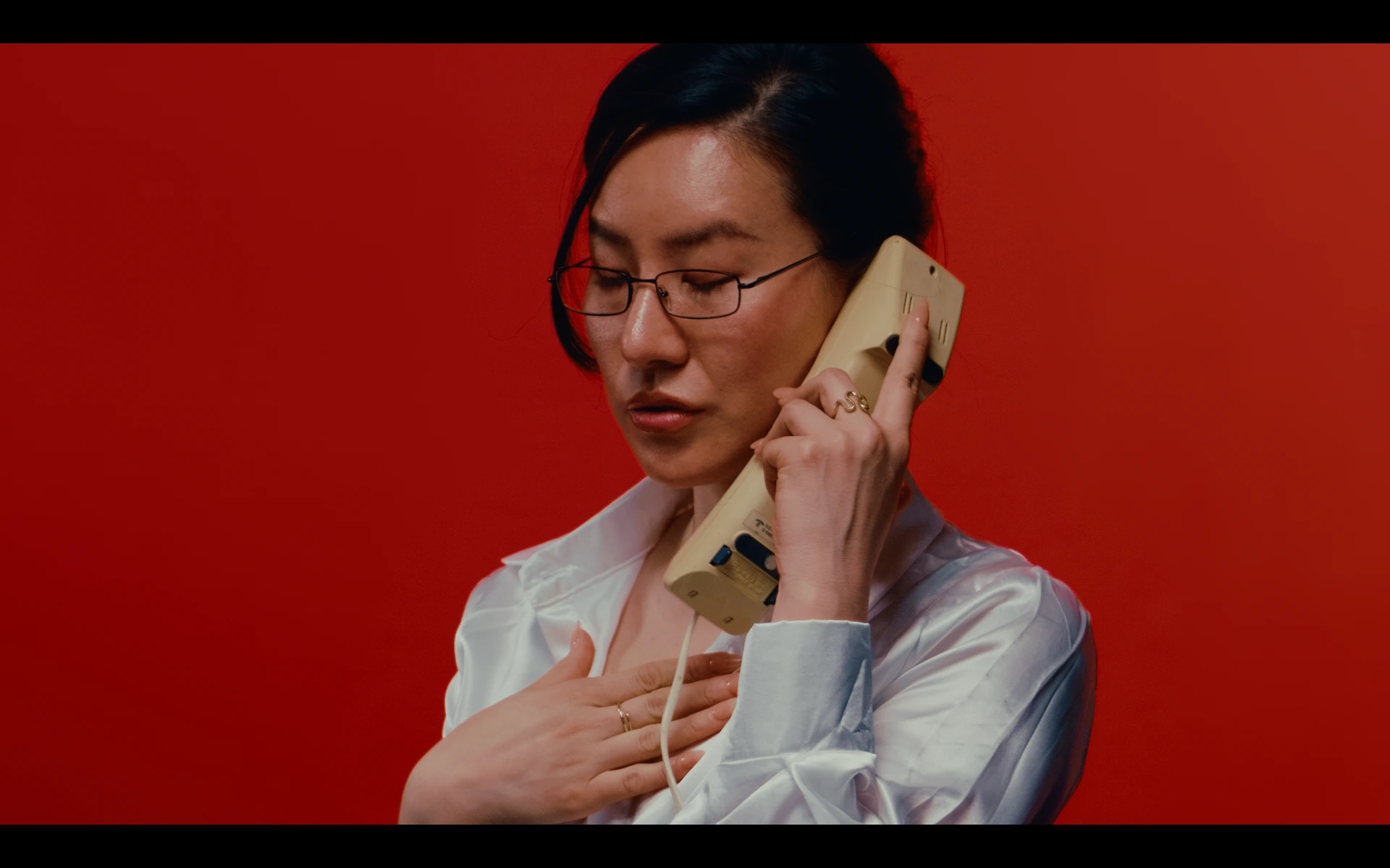 MOAN, short film directed by Joseph Icaro. Cinematography by Anibal Castaño, still 27