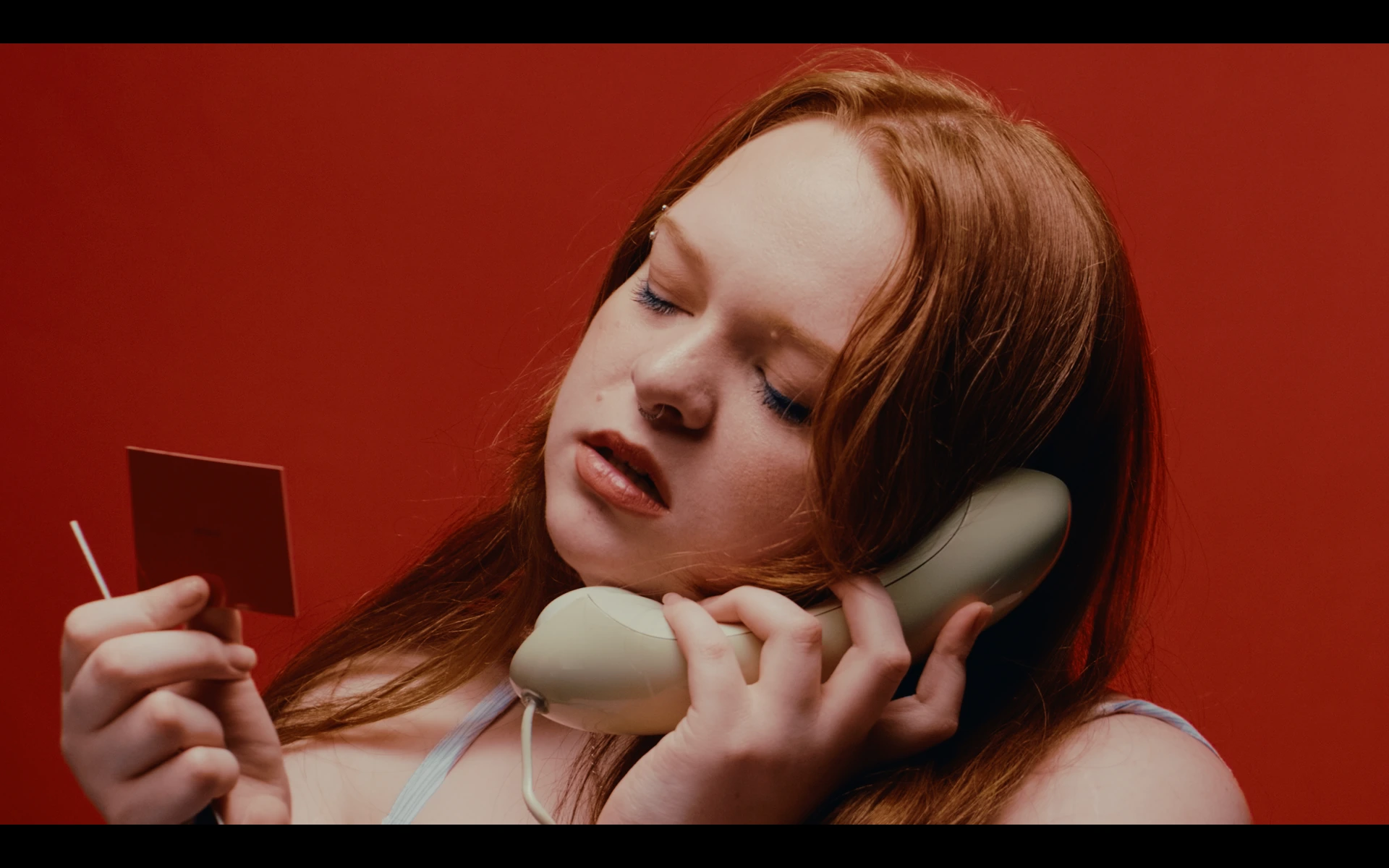 MOAN, short film directed by Joseph Icaro. Cinematography by Anibal Castaño, still 23