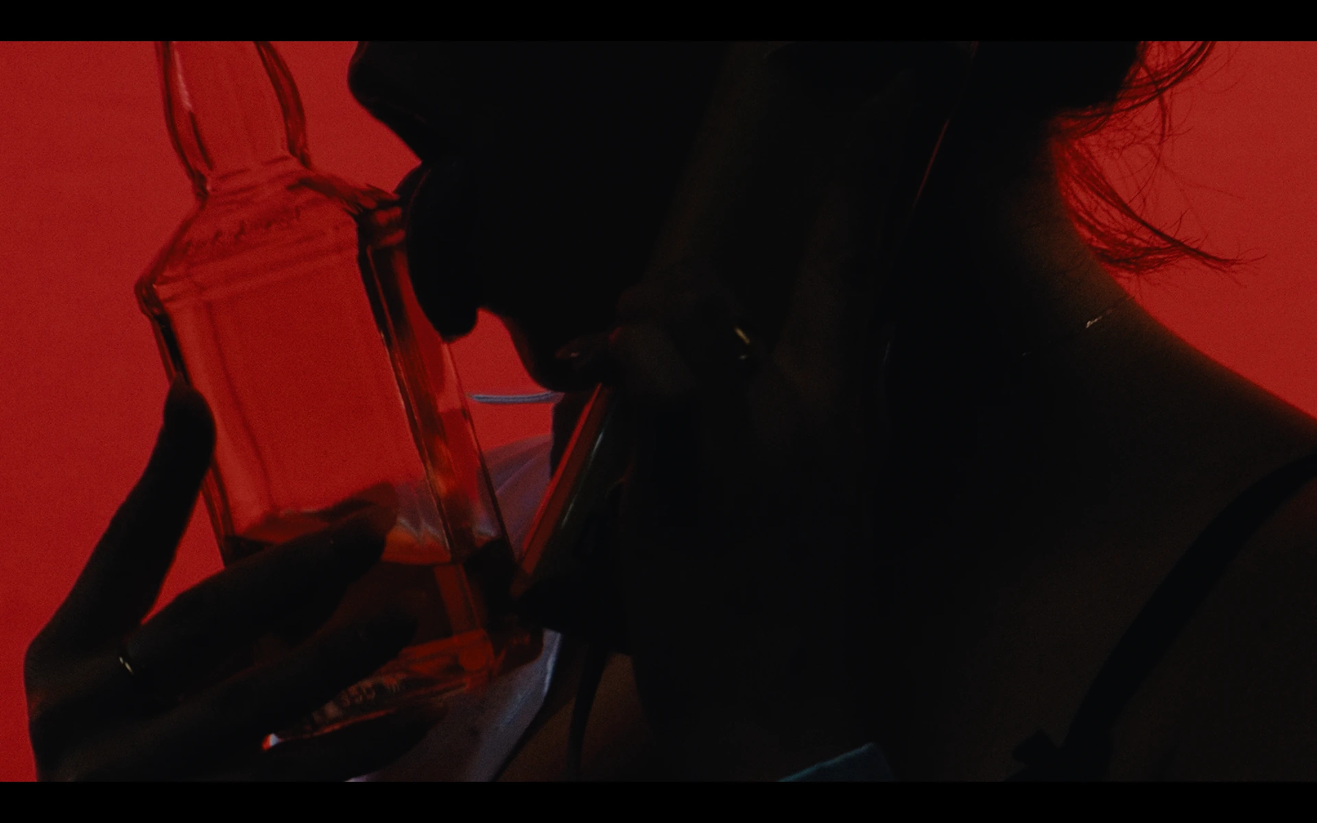 MOAN, short film directed by Joseph Icaro. Cinematography by Anibal Castaño, still 20