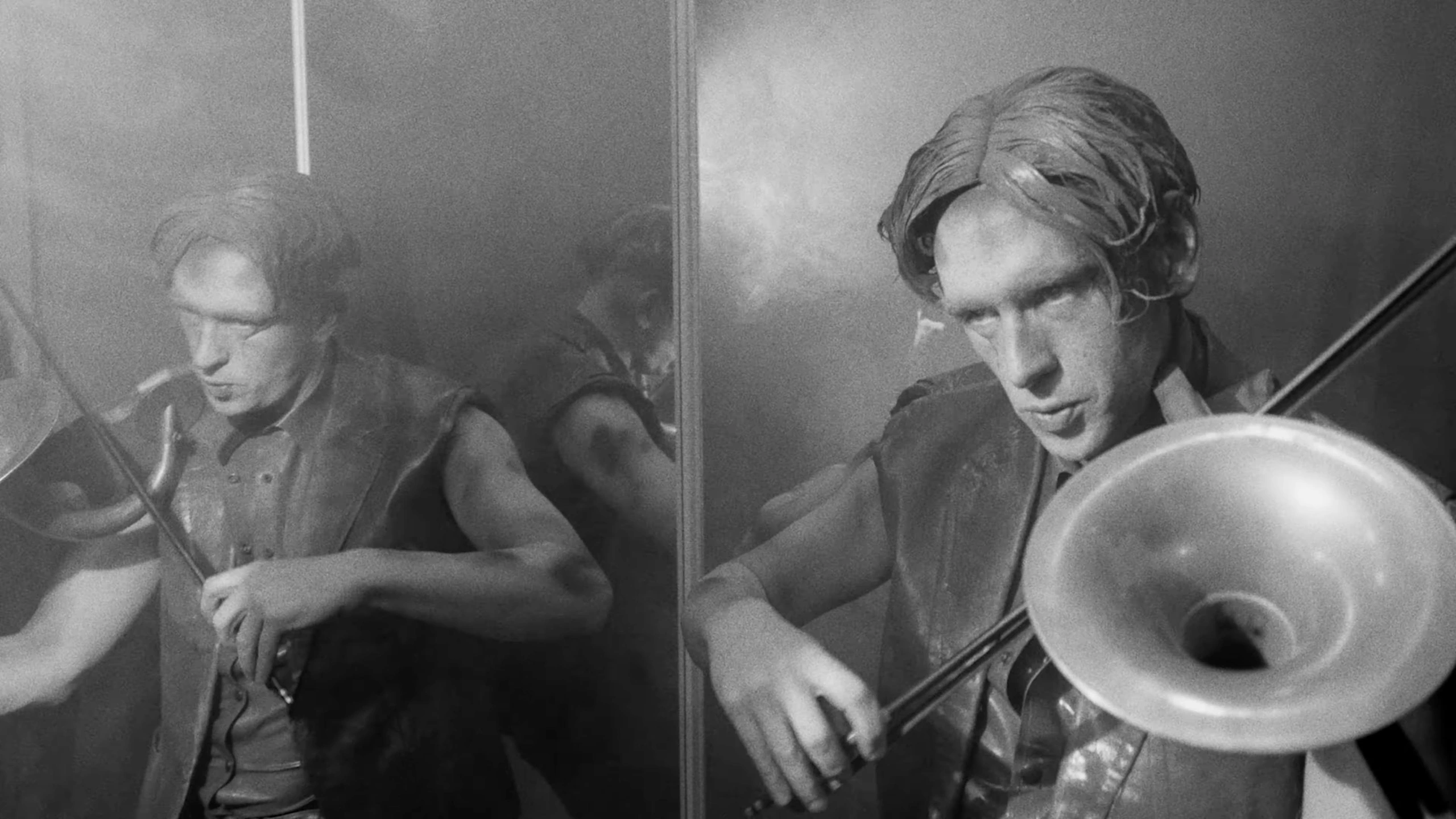The Bowline Knot — Patrick Wolf, music video directed by Joseph Wilson. Cinematography by Anibal Castaño, still 9
