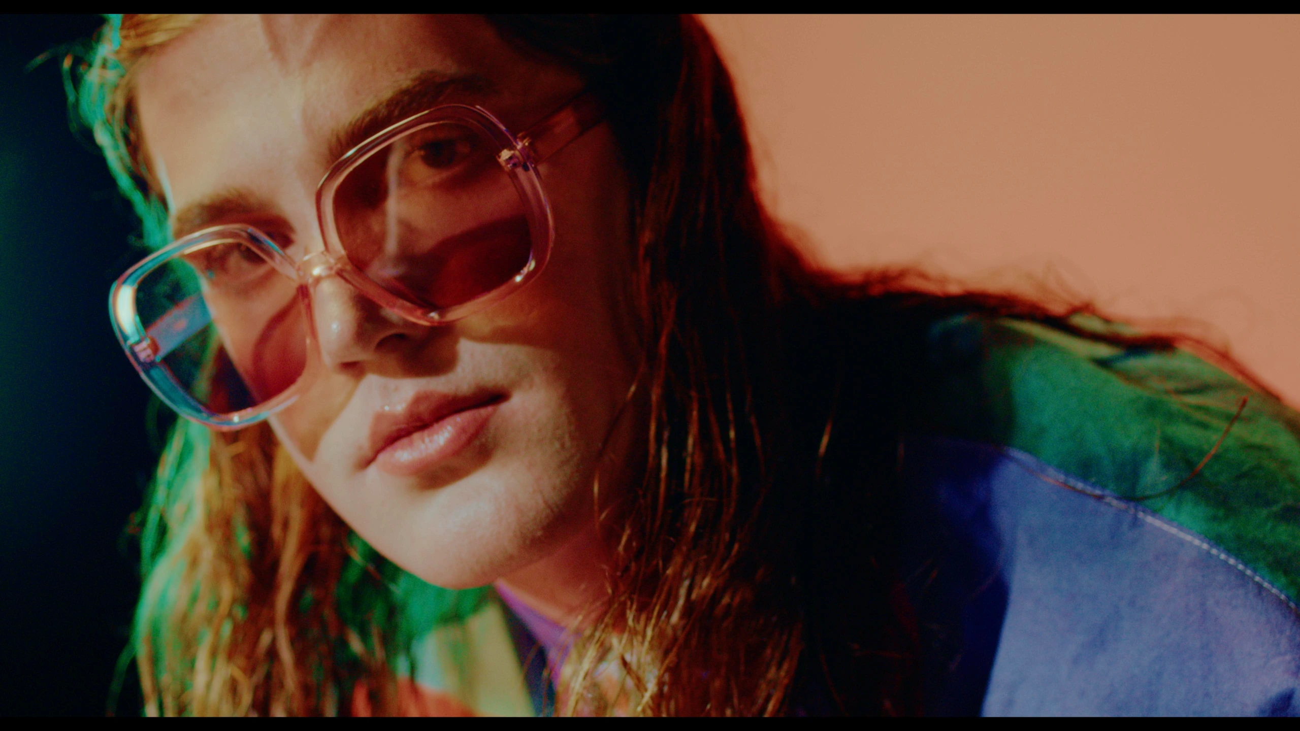On the Hunt, fashion film directed by Anibal Castaño. Cinematography by Anibal Castaño, still 8