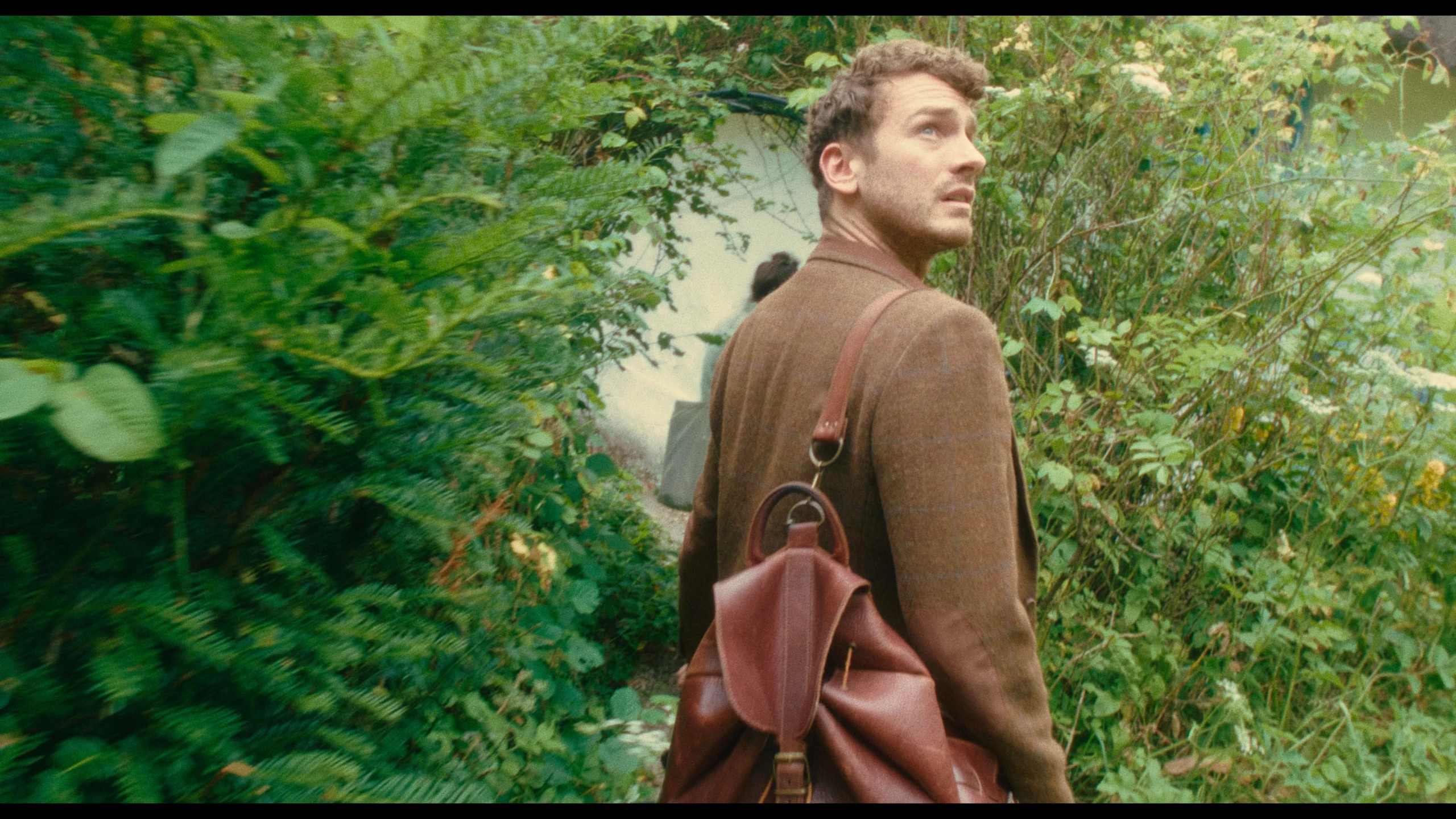 Sweet Spot, short film directed by Ananda Siml. Cinematography by Anibal Castaño, still 13