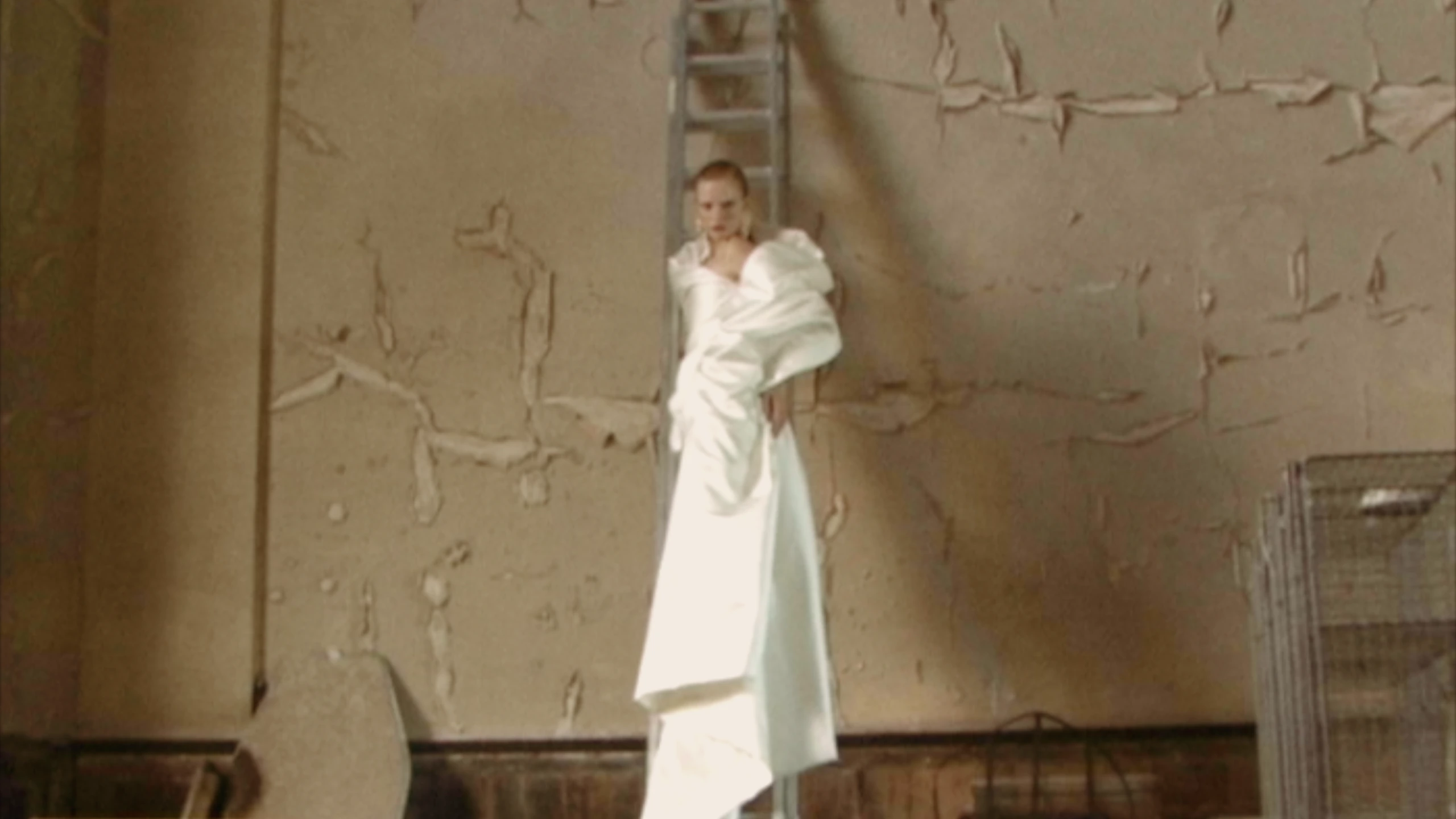 Vivienne Westwood — Bridals 2025 Couture, fashion campaign. Cinematography by Anibal Castaño, still 2