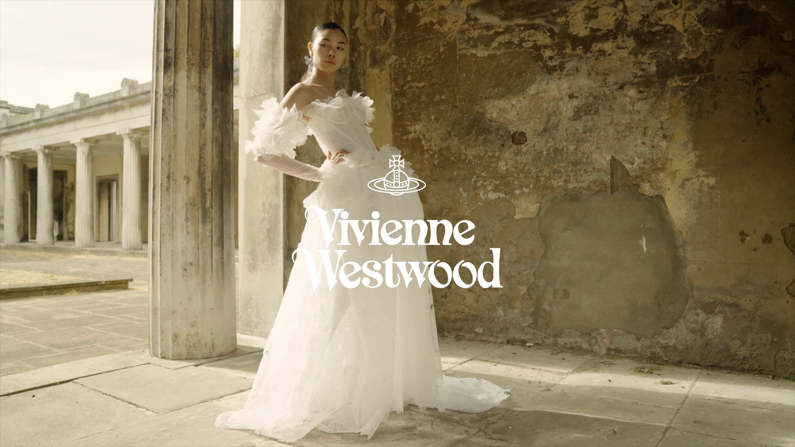 Vivienne Westwood — Bridals 2025 Couture, fashion campaign. Cinematography by Anibal Castaño, still 1